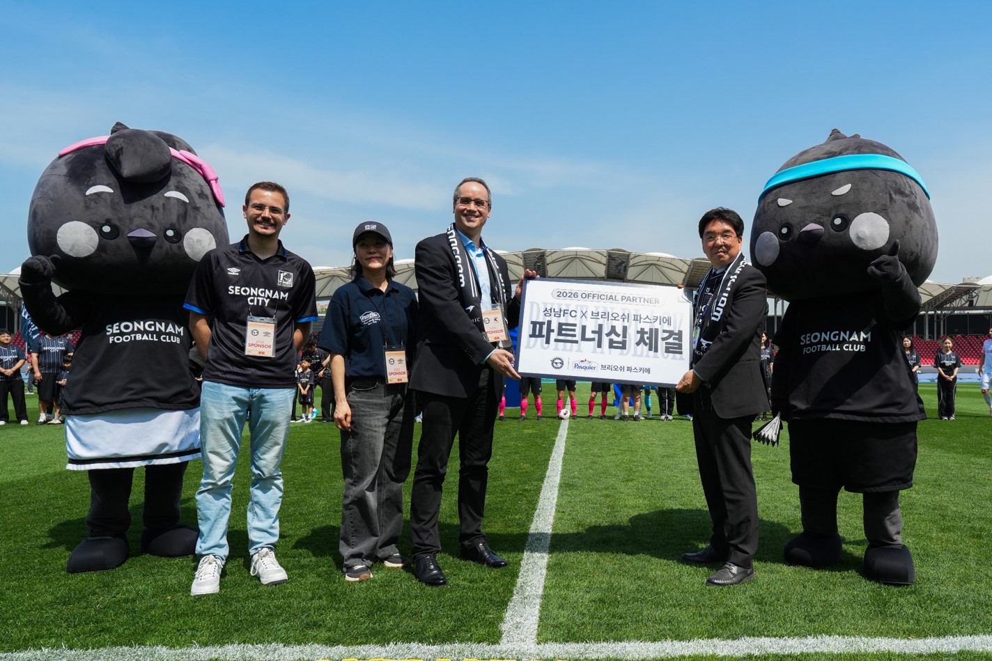 성남FC, 글로벌 베이커리 브랜드<br>&lsquo;브리오쉬 파스키에&rsquo;와 후원 협약 연장